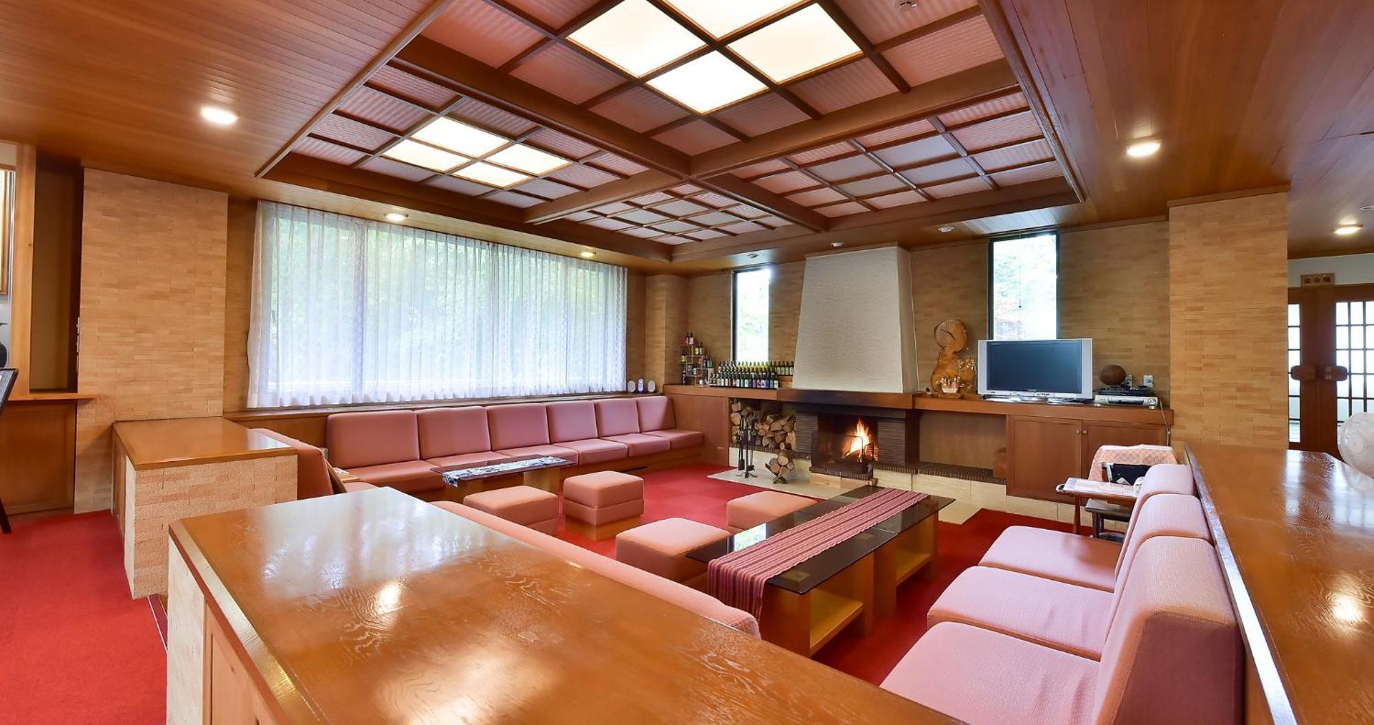 Kotobuki Hotel Яманучи Екстериор снимка